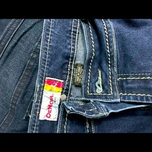 WEIGHT LOSS SALE! Brand new NEVER WORN pair of jeans! great quality!